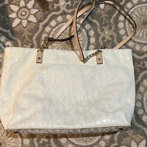 Good condition Michael Kors bag